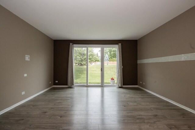 218 Partridge Ct, Algonquin, IL 60102 - unfurnished room featuring dark wood finished floors and baseboards