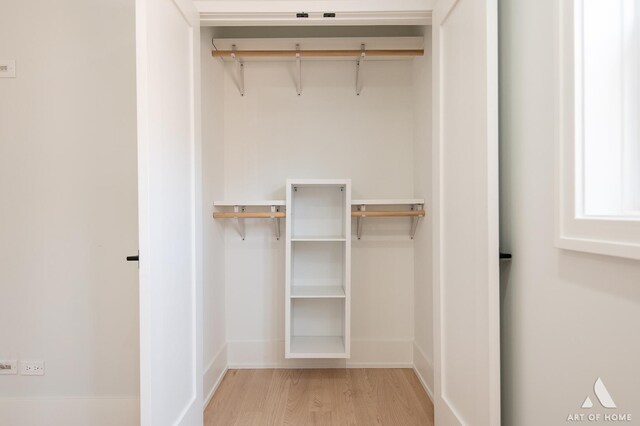 6012 S Narragansett Ave, Chicago, IL 60638 - view of closet