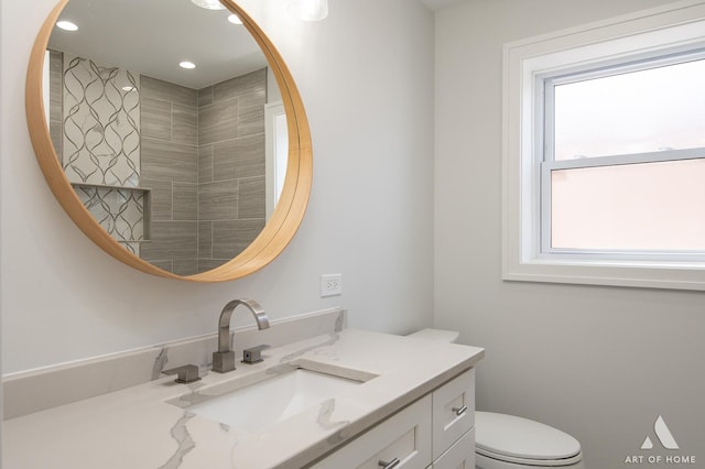 6012 S Narragansett Ave, Chicago, IL 60638 - bathroom with vanity, toilet, and recessed lighting