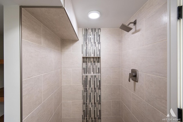 6012 S Narragansett Ave, Chicago, IL 60638 - bathroom with a tile shower