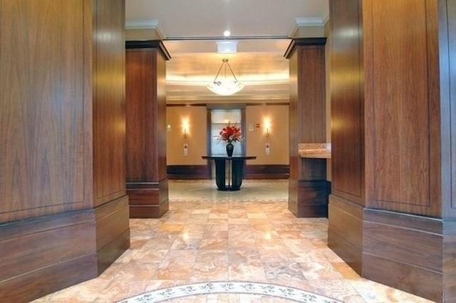 233 E 13th St Unit 601, Chicago, IL 60605 - community lobby featuring crown molding
