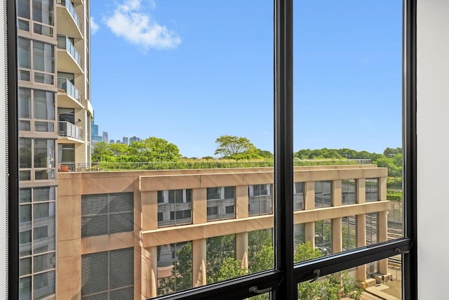 233 E 13th St Unit 601, Chicago, IL 60605 - view of property with a city view