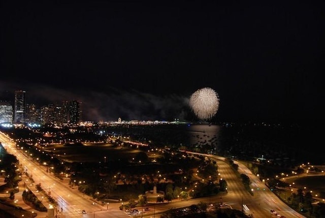 233 E 13th St Unit 601, Chicago, IL 60605 - view of city featuring a view of city lights