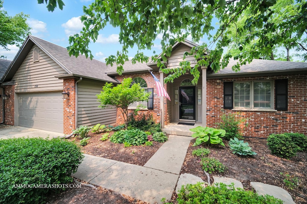 296 Presidential Ln, Elgin, IL 60123 - photo 1