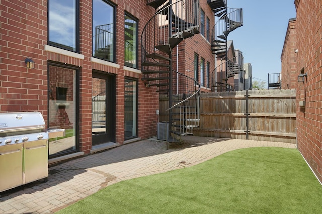 1617 N Bell Ave, Chicago, IL 60647 - view of yard with stairs