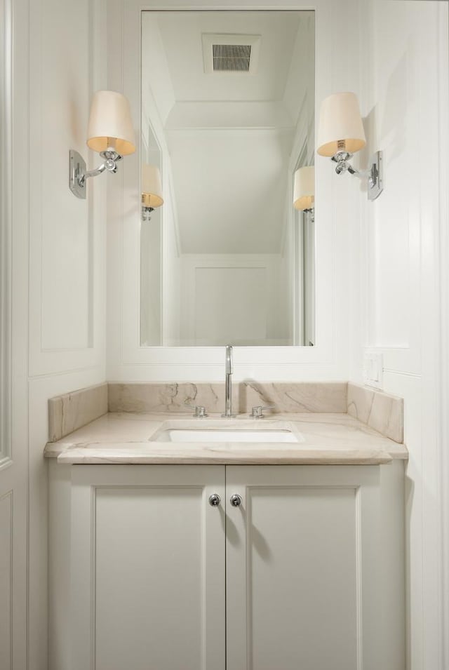 1617 N Bell Ave, Chicago, IL 60647 - bathroom featuring vanity