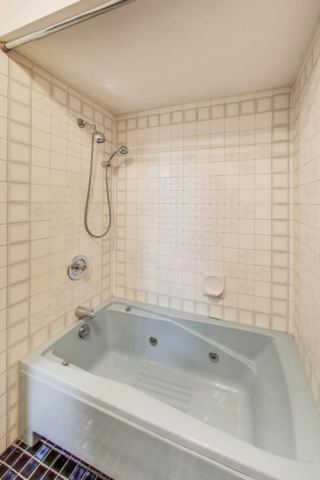 10117 Potter Rd, Des Plaines, IL 60016 - bathroom featuring a combined bath / shower with jetted tub