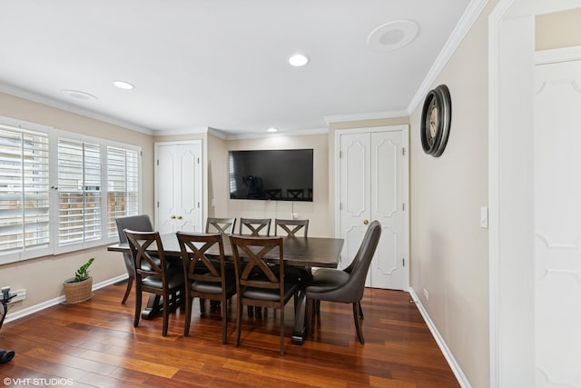 575 County Line Rd, Highland Park, IL 60035 - dining area featuring baseboards, dark wood-type flooring, ornamental molding, and recessed lighting
