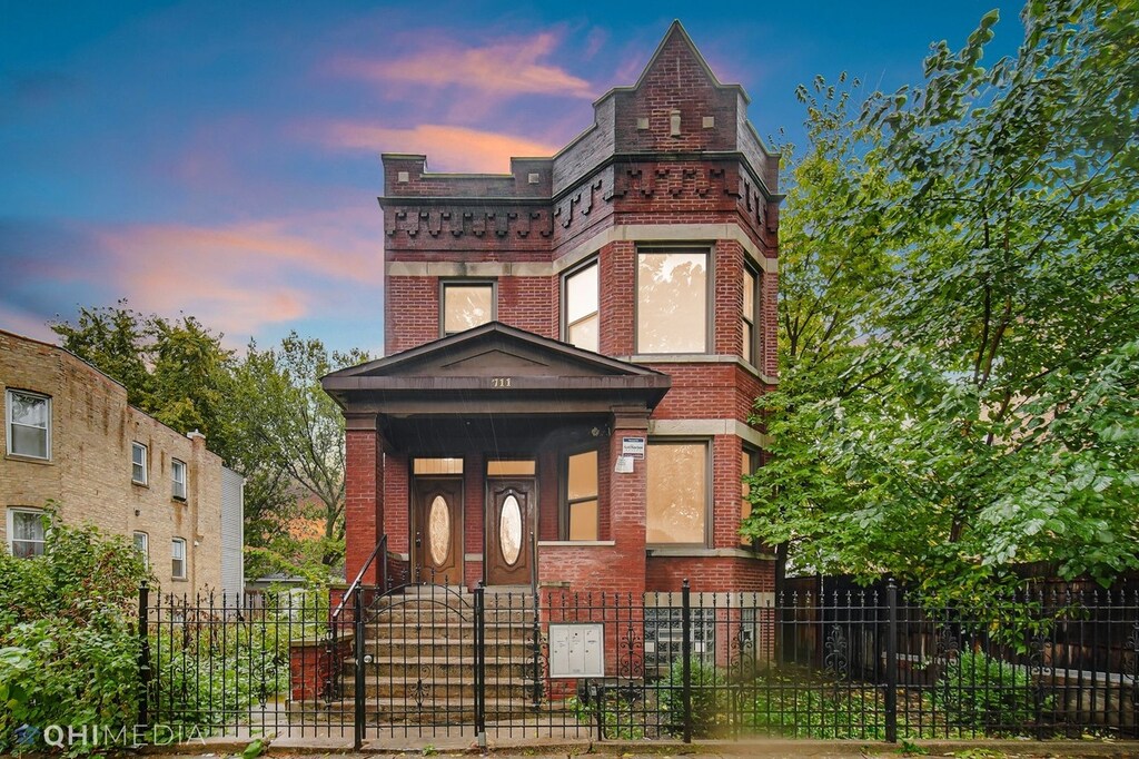 711 N Christiana Ave, Chicago, IL 60624 - photo 1
