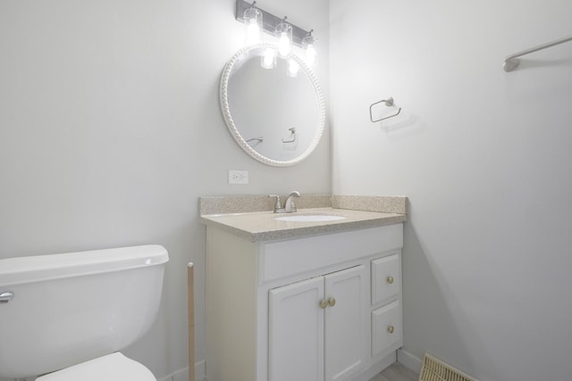 9002 N Clifton Ave, Niles, IL 60714 - half bath featuring toilet and vanity