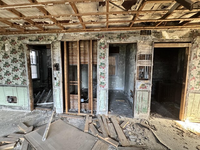8401 S Brandon Ave, Chicago, IL 60617 - view of hall
