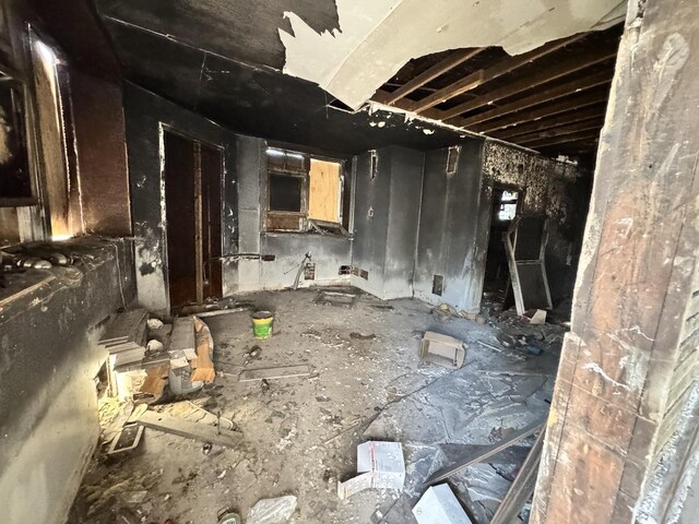 8401 S Brandon Ave, Chicago, IL 60617 - view of misc room