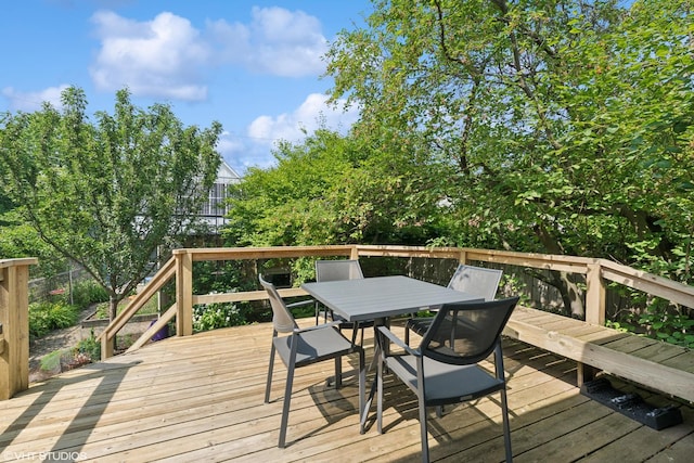 2558 W Cullom Ave, Chicago, IL 60618 - wooden deck featuring outdoor dining area