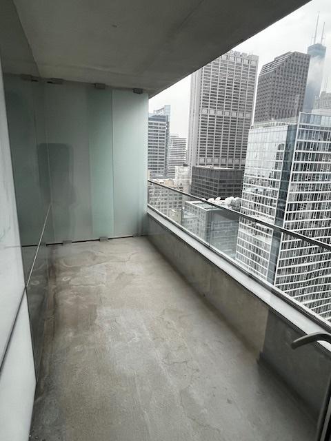 8 E Randolph St Unit 3206, Chicago, IL 60601 - balcony featuring a view of city