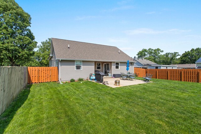 504 S Fifth St, Fisher, IL 61843 - photo 32