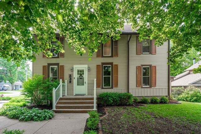 238 S Walnut St, Stillman Valley, IL 61084