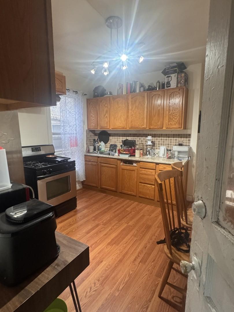 7337 N Honore St, Chicago, IL 60626 - photo 3