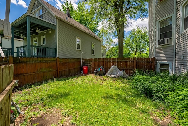 1032 S Maple Ave, Oak Park, IL 60304 - fenced backyard with ceiling fan