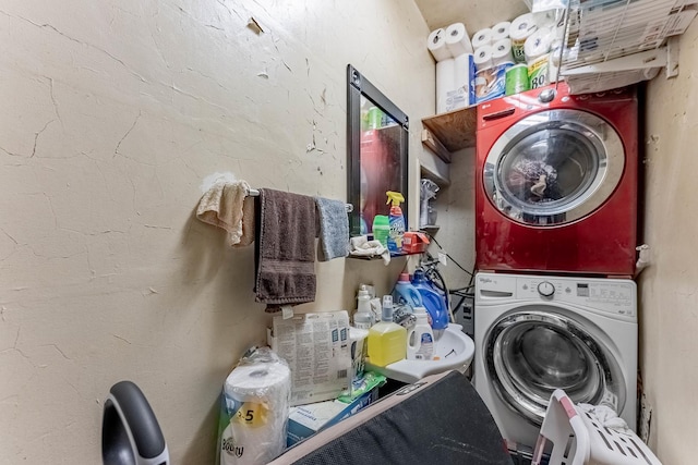 1032 S Maple Ave, Oak Park, IL 60304 - washroom featuring stacked washing machine and dryer