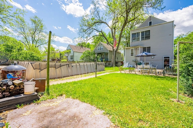 1032 S Maple Ave, Oak Park, IL 60304 - view of yard featuring a patio area