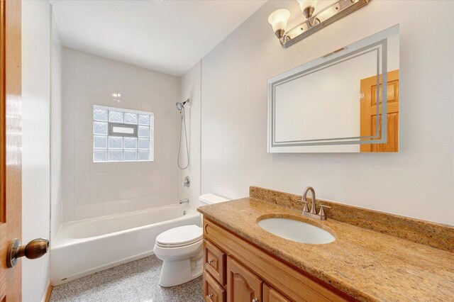 1019 W 47th Pl, Chicago, IL 60609 - bathroom featuring vanity and  shower combination