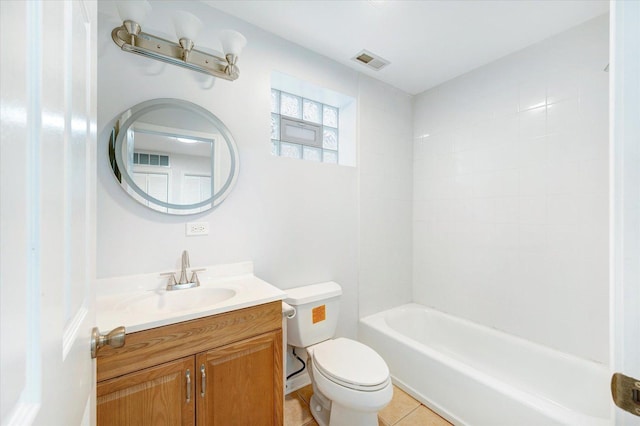 1019 W 47th Pl, Chicago, IL 60609 - full bath featuring vanity, tile patterned flooring, and shower / washtub combination