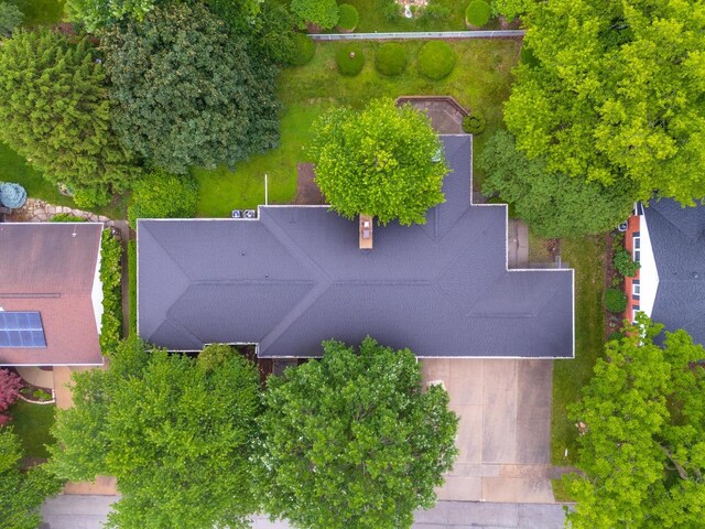 212 Mays Dr, Bloomington, IL 61701 - drone / aerial view