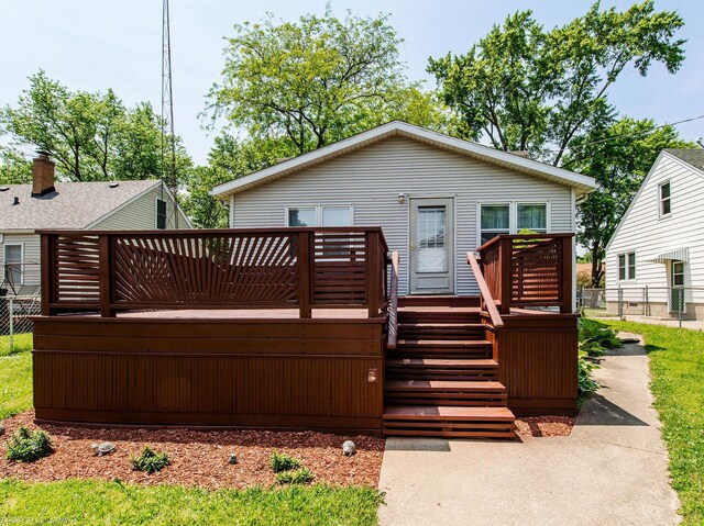 444 S Tanner Ave, Kankakee, IL 60901 - view of wooden terrace