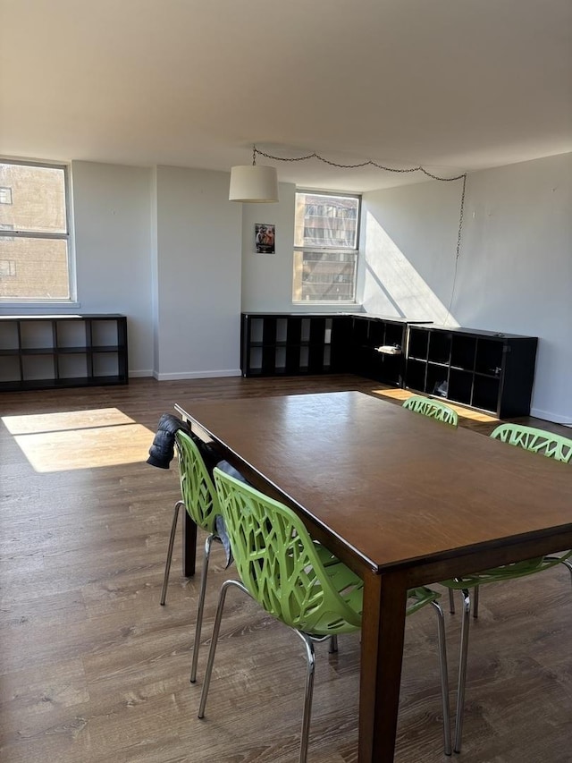 6301 N Sheridan Rd Unit 5H, Chicago, IL 60660 - dining area featuring wood finished floors and healthy amount of natural light