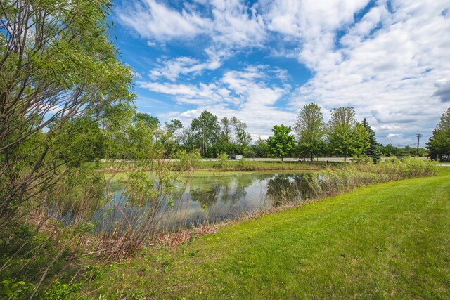 11 Executive Dr, Hawthorn Woods, IL 60047