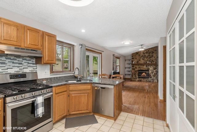 3830 N Cedar Ave, Beach Park, IL 60099 - photo 4