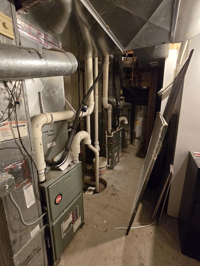 775 Thornmeadow Rd, Riverwoods, IL 60015 - utility room with water heater