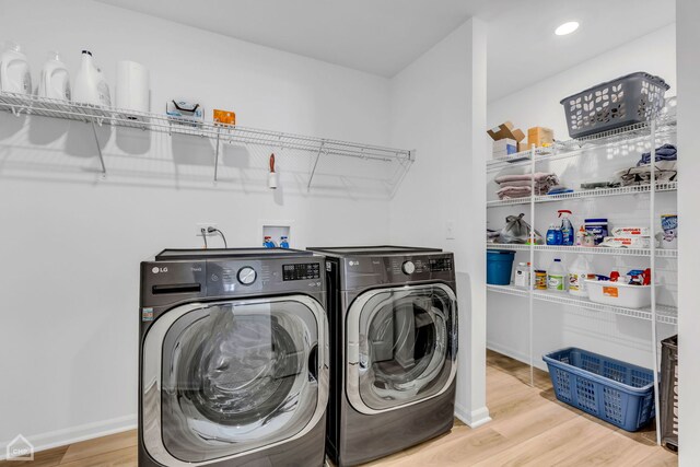 1214 Buckeye Cir, Crystal Lake, IL 60012 - laundry area featuring washer and dryer, wood finished floors, baseboards, and recessed lighting