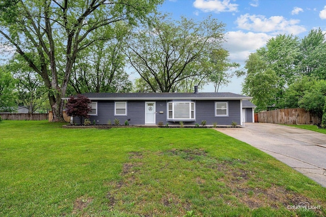 19 Crescent Ct, Montgomery, IL 60538 - ranch-style house featuring driveway and an attached garage