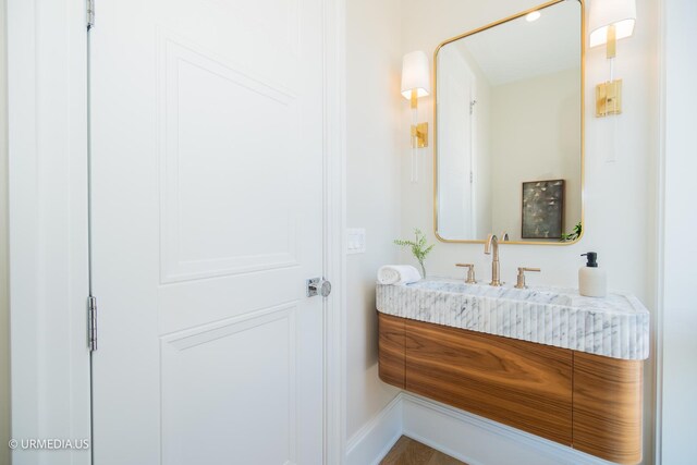 1812 N Howe St Unit Ph, Chicago, IL 60614 - bathroom featuring vanity
