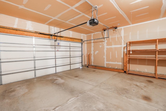 343 White Hawk Way, Manteno, IL 60950 - garage with a garage door opener