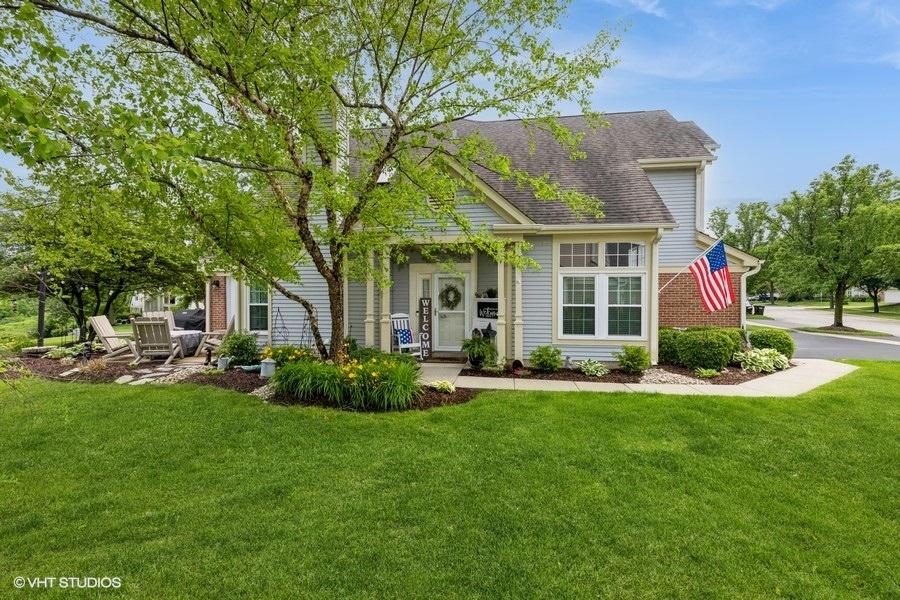 1649 Penny Ln, Crystal Lake, IL 60014 - photo 1