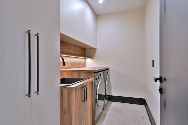 332 W Fremont Ave, Elmhurst, IL 60126 - laundry room with washing machine and dryer and cabinet space