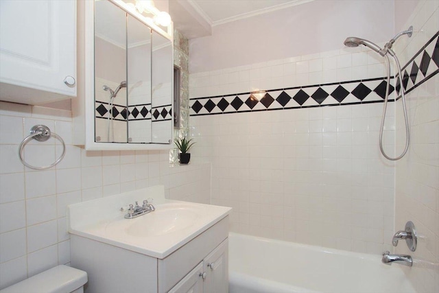 43 N Park Ave Unit 1A, Lombard, IL 60148 - full bath featuring vanity, bathtub / shower combination, tile walls, and crown molding