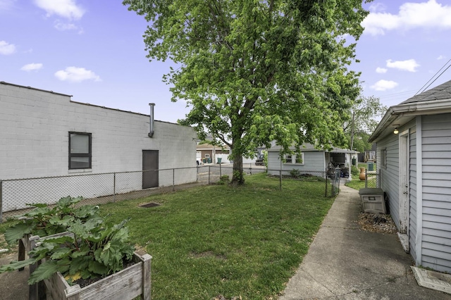 6513 Kane Ave, Hodgkins, IL 60525 - view of yard featuring a vegetable garden