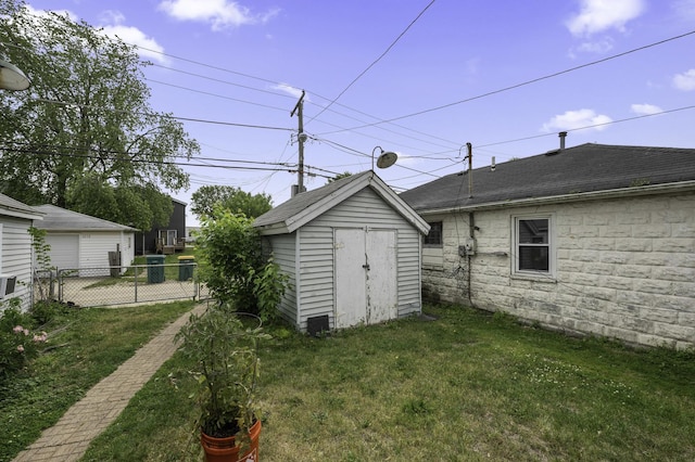 6513 Kane Ave, Hodgkins, IL 60525 - view of yard