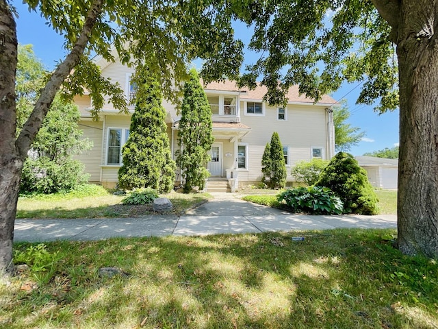 18 Madison St, Algonquin, IL 60102 - view of property hidden behind natural elements featuring a front yard