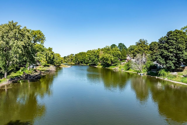 18 Madison St, Algonquin, IL 60102 - water view