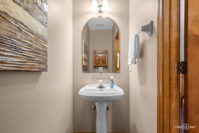 439 Camden Cir, Oswego, IL 60543 - view of bathroom