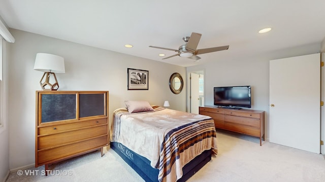 3026 N Stratford Rd, Arlington Heights, IL 60004 - bedroom featuring light carpet, recessed lighting, and a ceiling fan