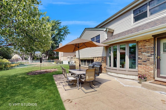 3026 N Stratford Rd, Arlington Heights, IL 60004 - view of patio / terrace