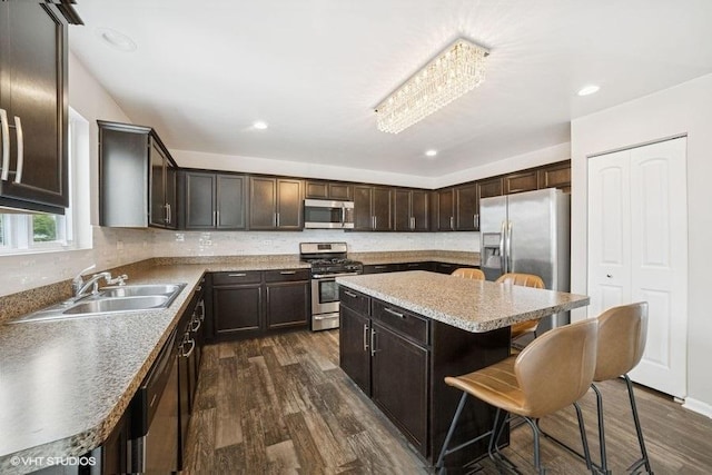 1688 Lakeland Ln, Pingree Grove, IL 60140