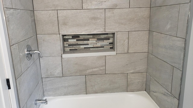 402 W Fulton St, Polo, IL 61064 - bathroom view