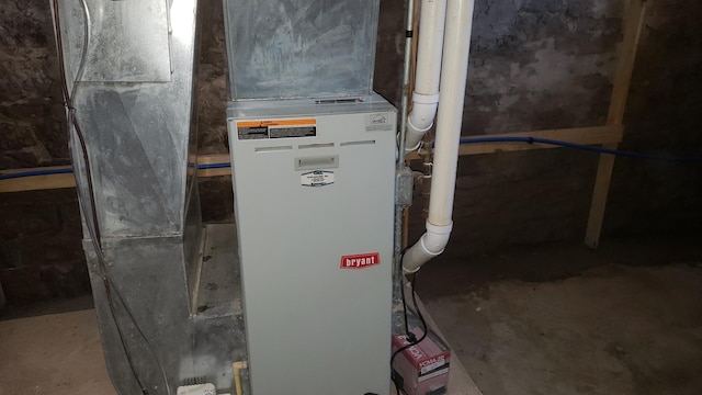 402 W Fulton St, Polo, IL 61064 - utilities with heating unit