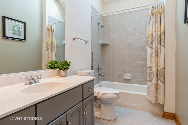8820 Wilcox Ct, Newark, IL 60541 - bathroom with vanity, shower / bath combo, and tile patterned flooring